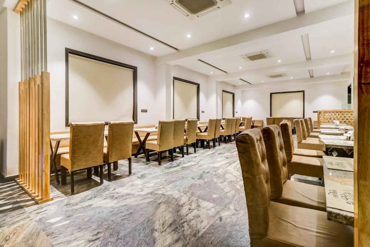 Oyo Townhouse 785 Sree Vinayaka Grand Hotel Anantapur Kültér fotó