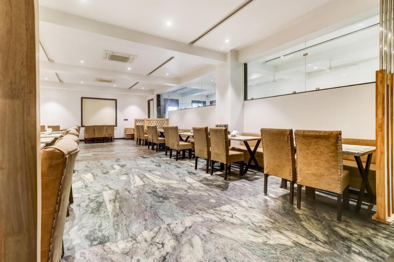 Oyo Townhouse 785 Sree Vinayaka Grand Hotel Anantapur Kültér fotó