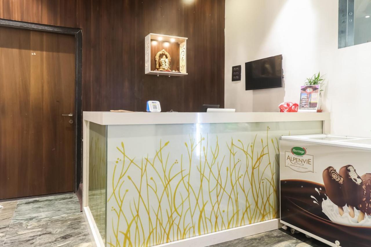 Oyo Townhouse 785 Sree Vinayaka Grand Hotel Anantapur Kültér fotó